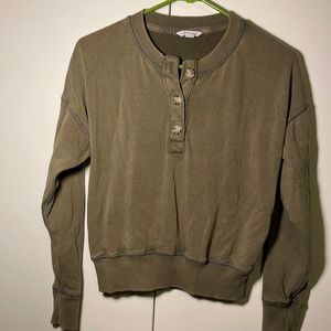 Green half button down, long sleeve